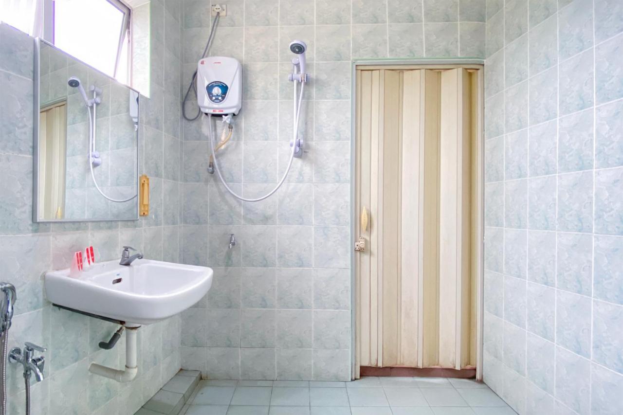 Spot On 89907 Motel Impian Seri Manjung Exterior photo