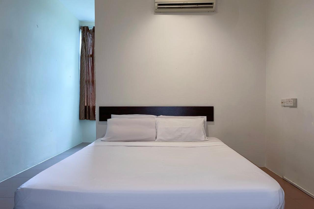 Spot On 89907 Motel Impian Seri Manjung Exterior photo
