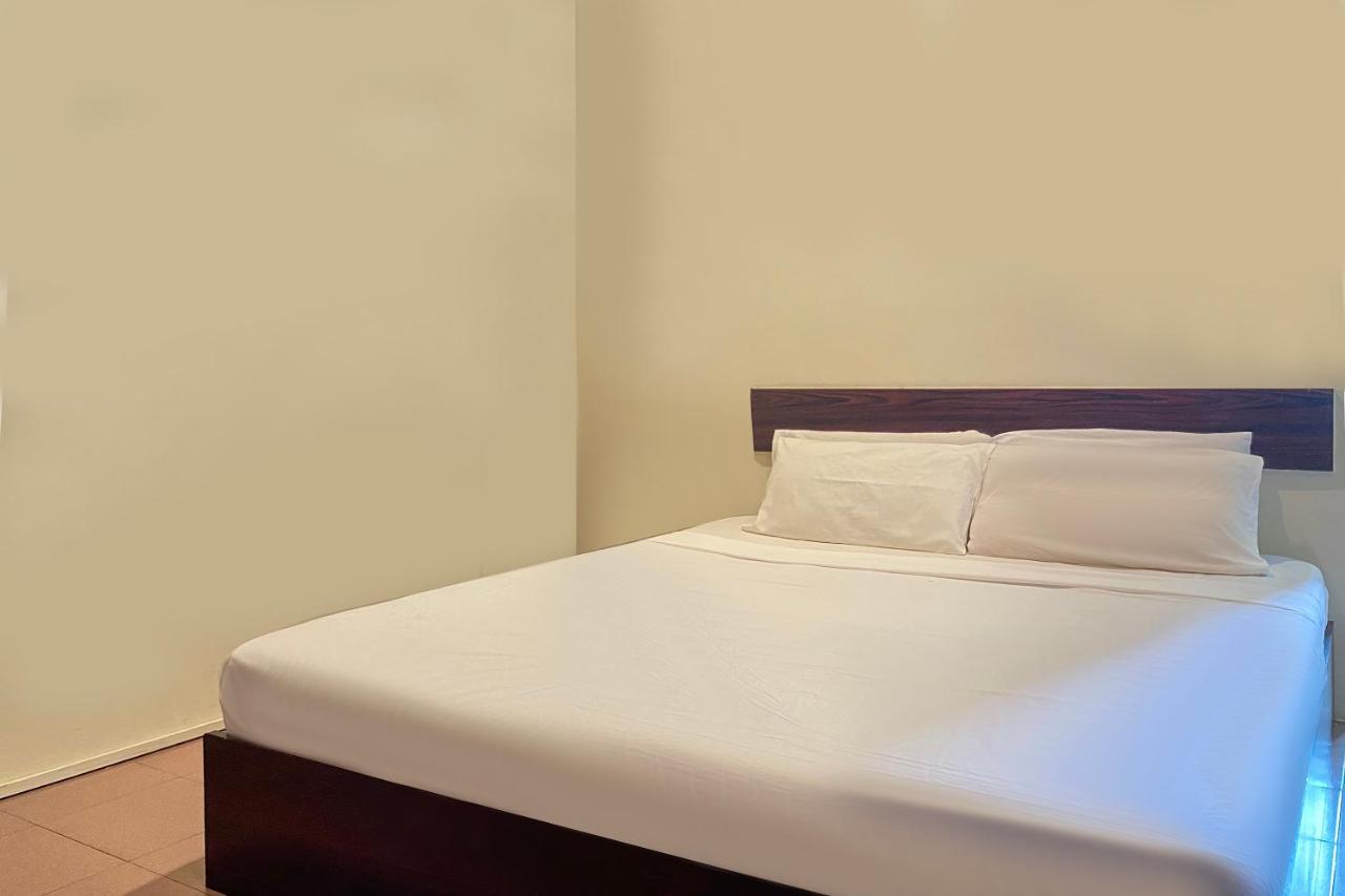 Spot On 89907 Motel Impian Seri Manjung Exterior photo