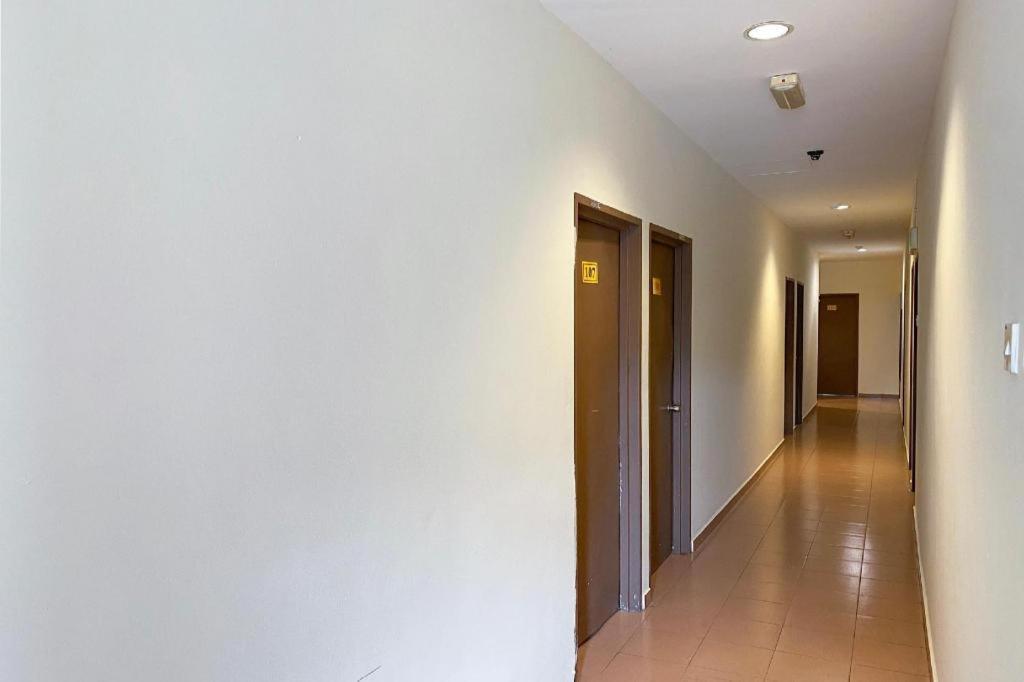Spot On 89907 Motel Impian Seri Manjung Exterior photo