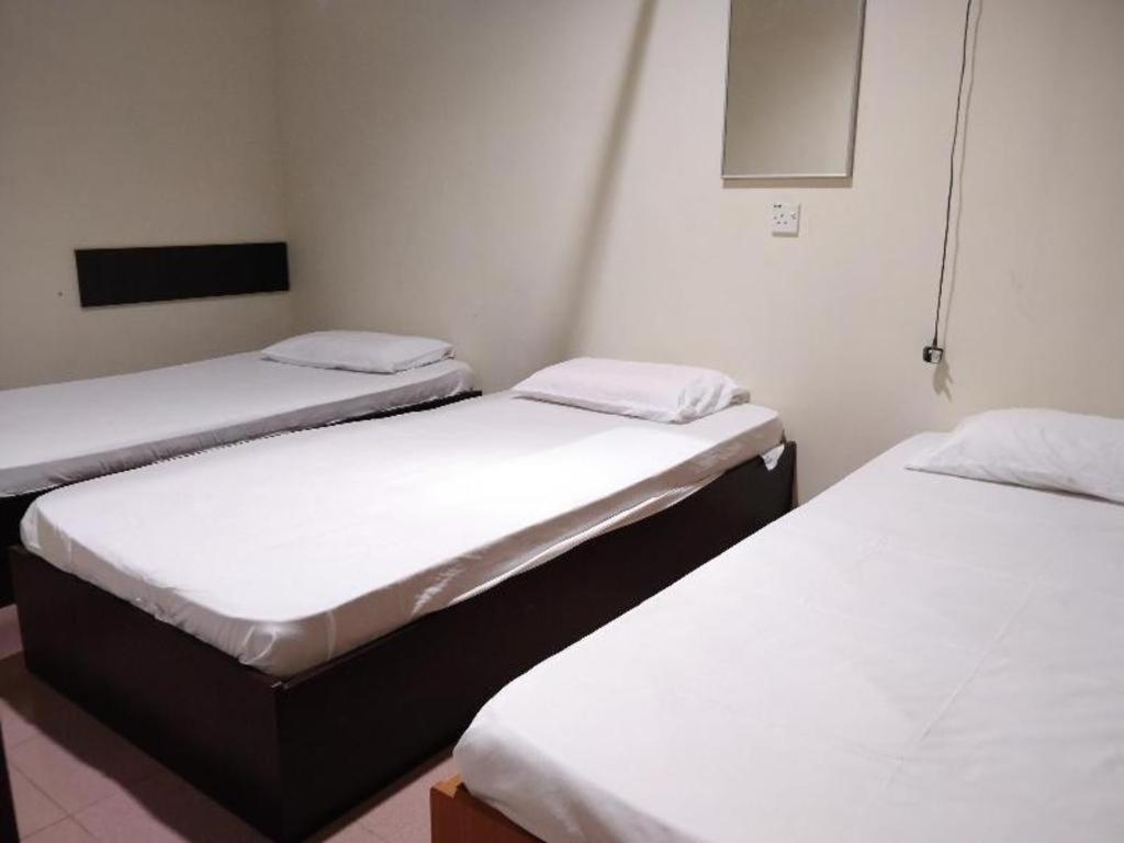 Spot On 89907 Motel Impian Seri Manjung Exterior photo